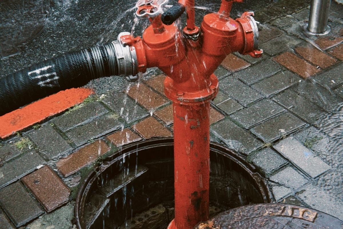 Commercial water damage restoration in Kendale Lakes